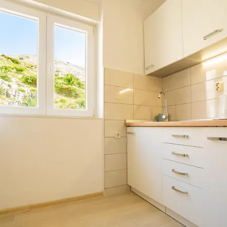 Magdalena With Mountain And Seaview Apartment Metajna Room photo